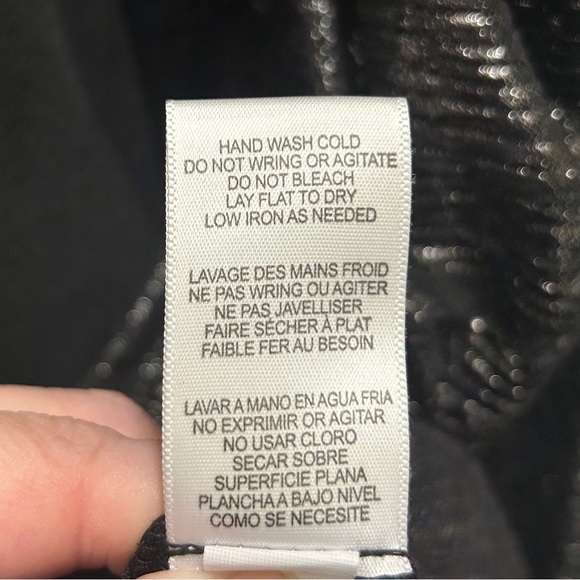 Donna Ricco Black and Silver Shimmer Cocktail Dress Size 6 - Picture 9 of 9